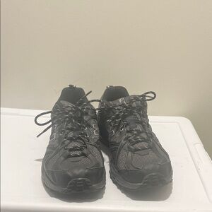 Men's Black and Gray NEW BALANCE 481v2 Athletic Shoes